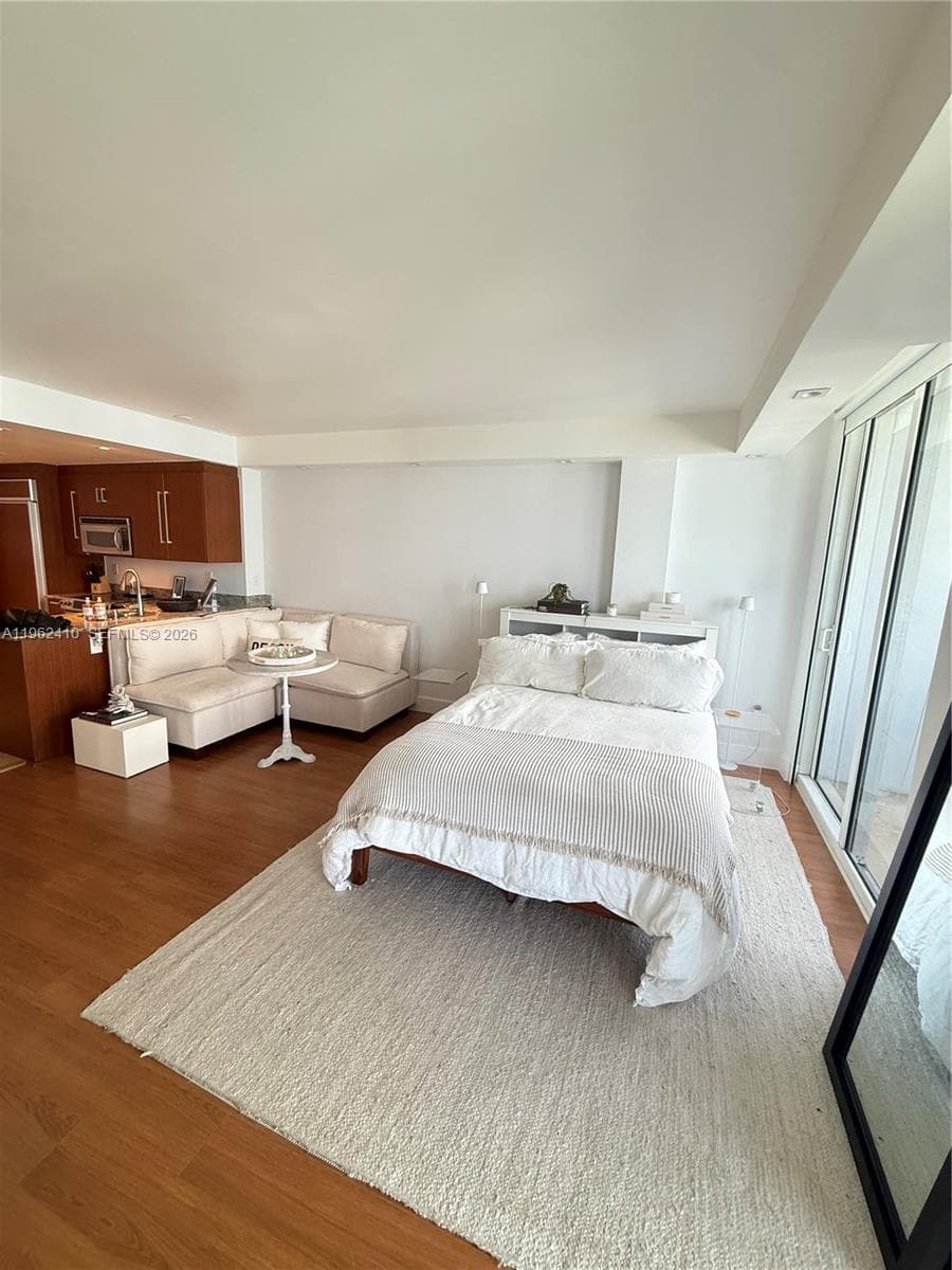 10275 Collins Ave 1402 photo 11