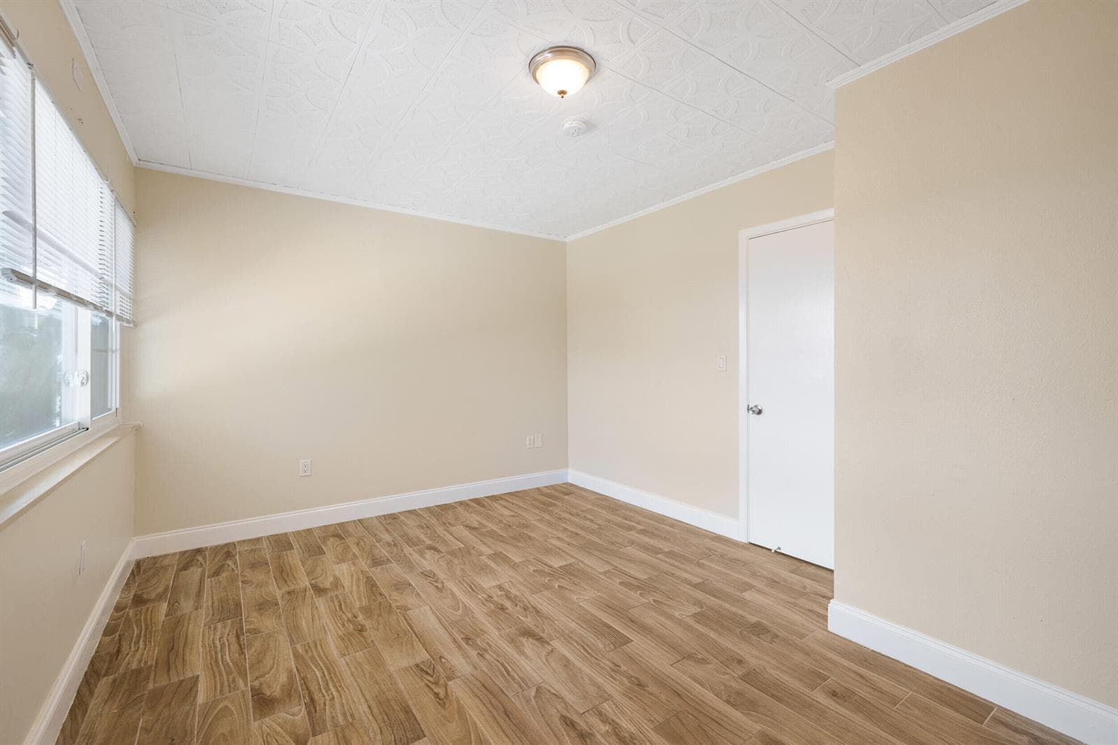 5409 N Flagler Drive photo 13
