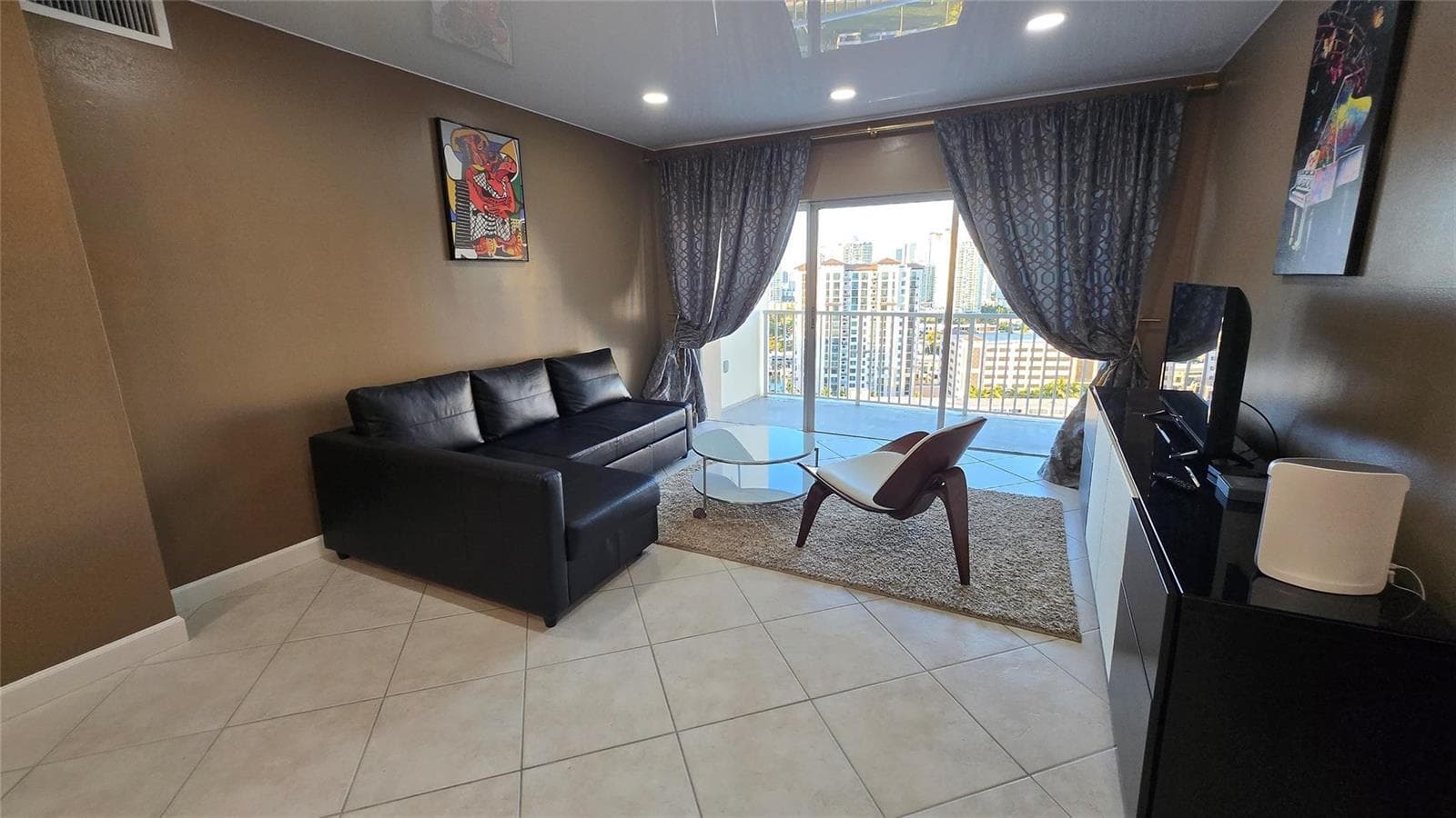 300 Bayview Drive 1911 photo 12