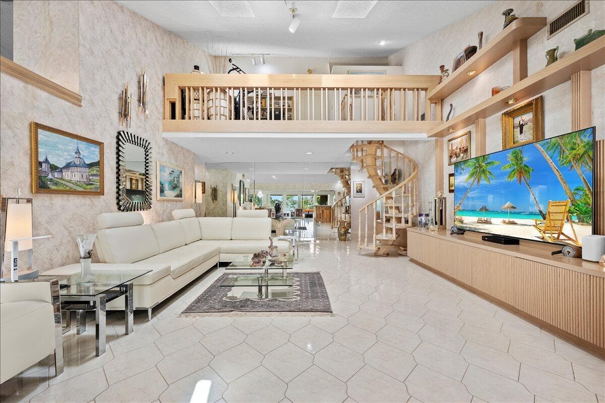352 River Edge Road photo 7
