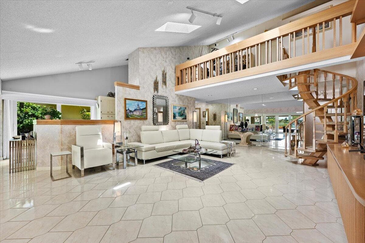 352 River Edge Road photo 5