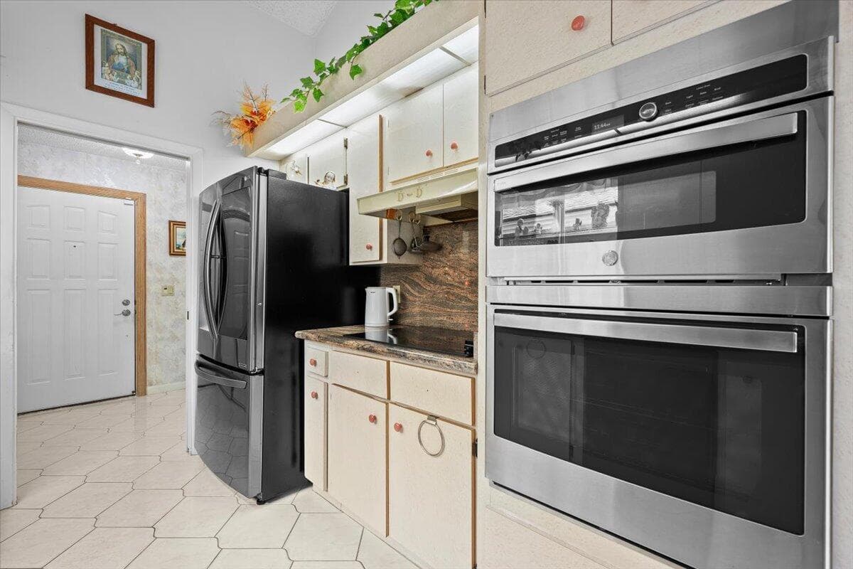 352 River Edge Road photo 11