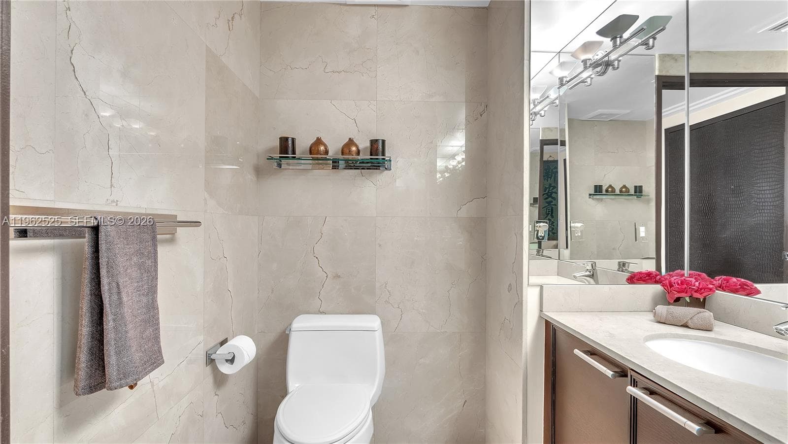 16275 Collins Ave 903 photo 13