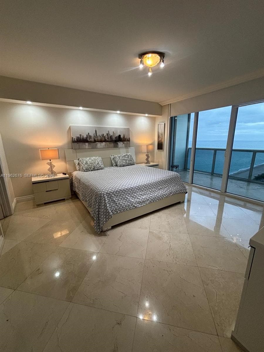 1830 S OCEAN DR 2004 photo 13