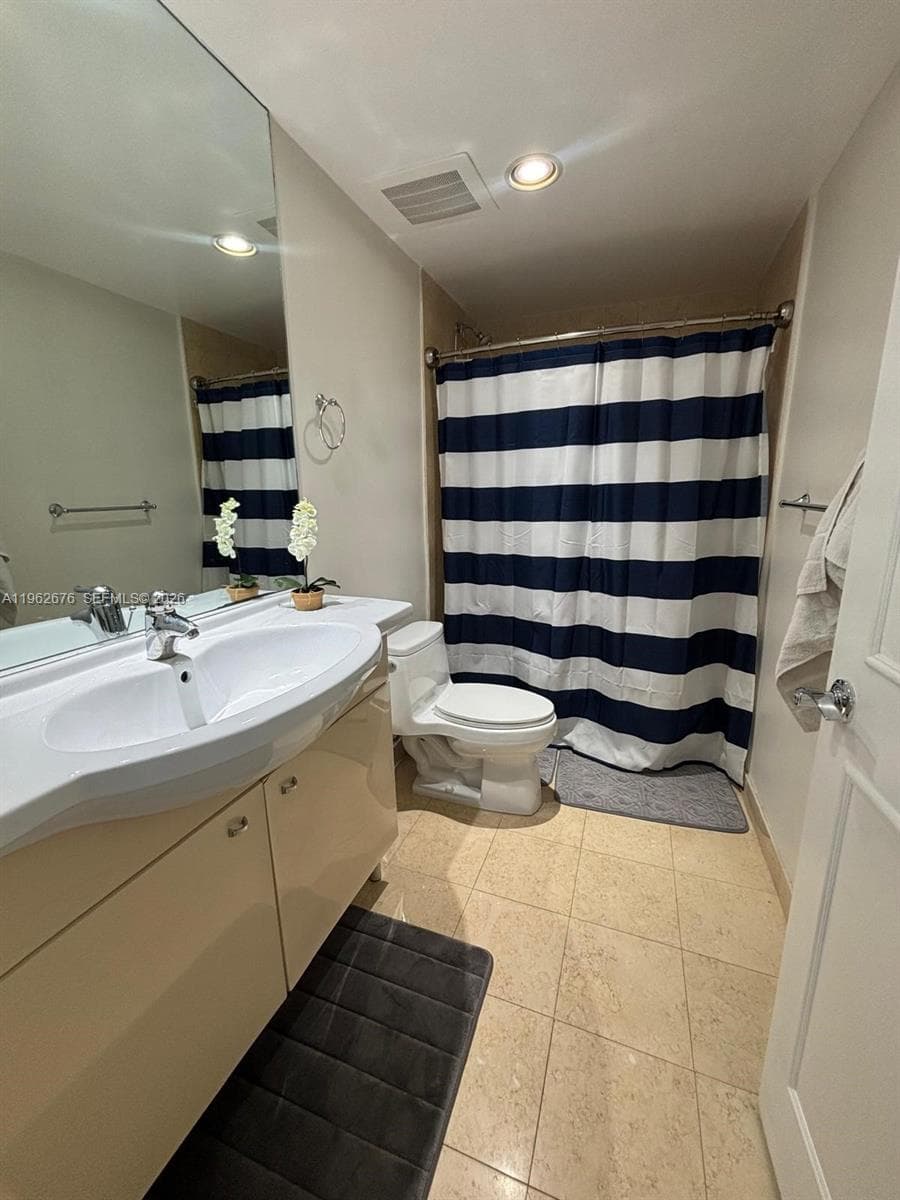 1830 S OCEAN DR 2004 photo 12