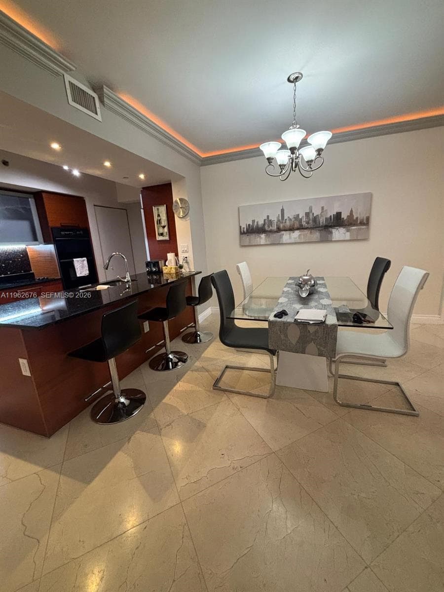 1830 OCEAN DR 2004 photo 8