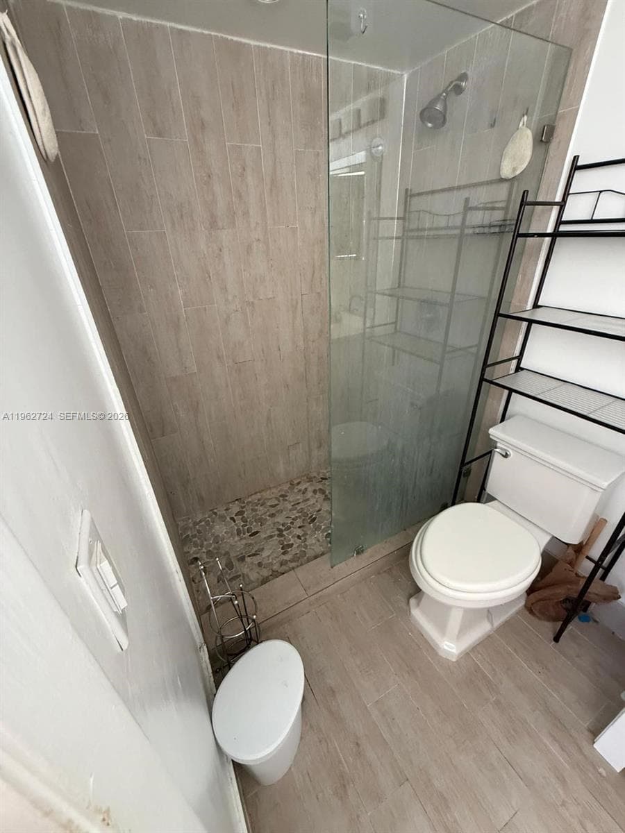 540 Brickell Key Dr 1505 photo 14