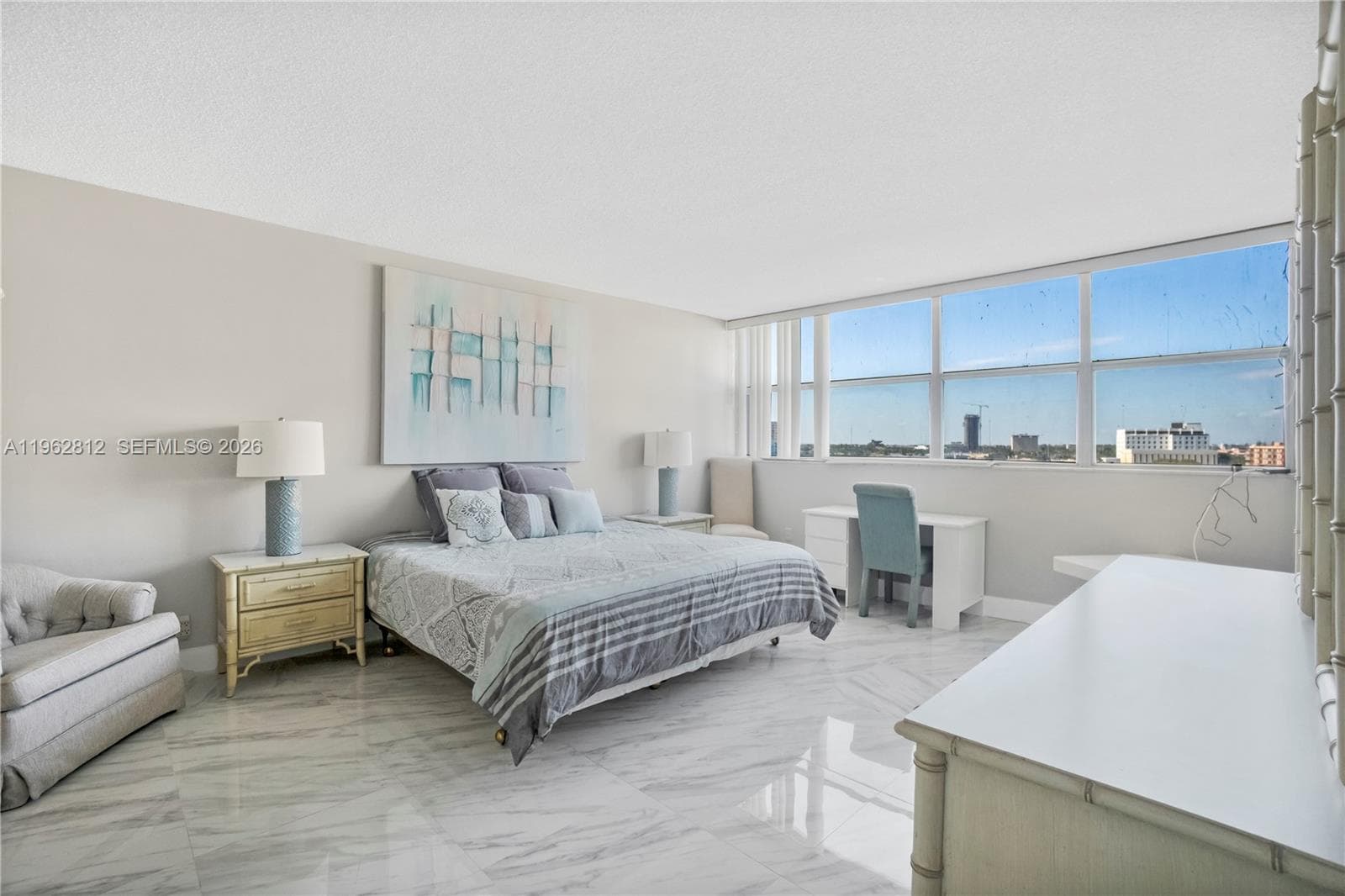 100 Golden Isles Dr 808 photo 4