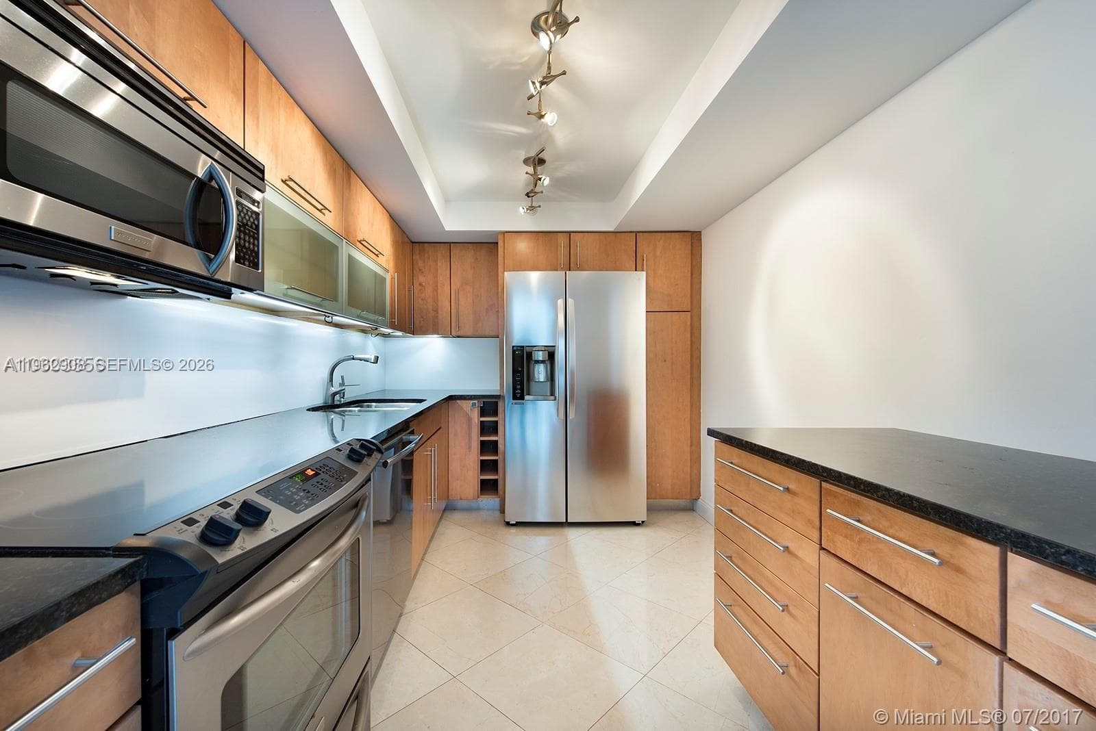 20505 E Country Club Dr 935 photo 1