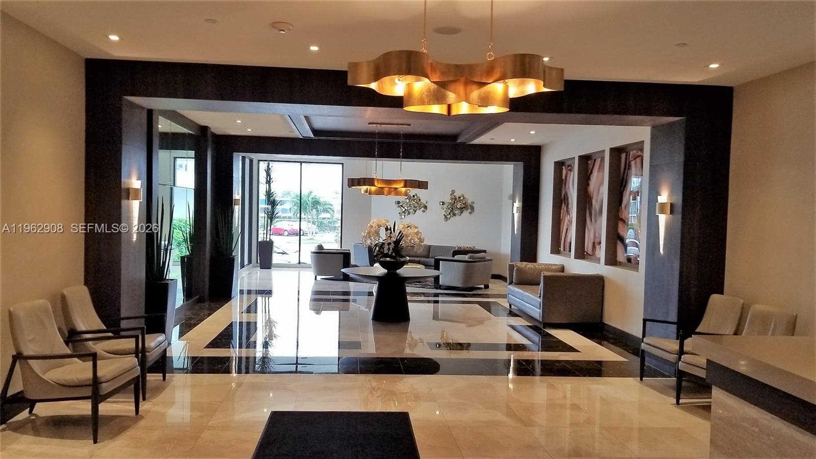 20505 E Country Club Dr 935 photo 15