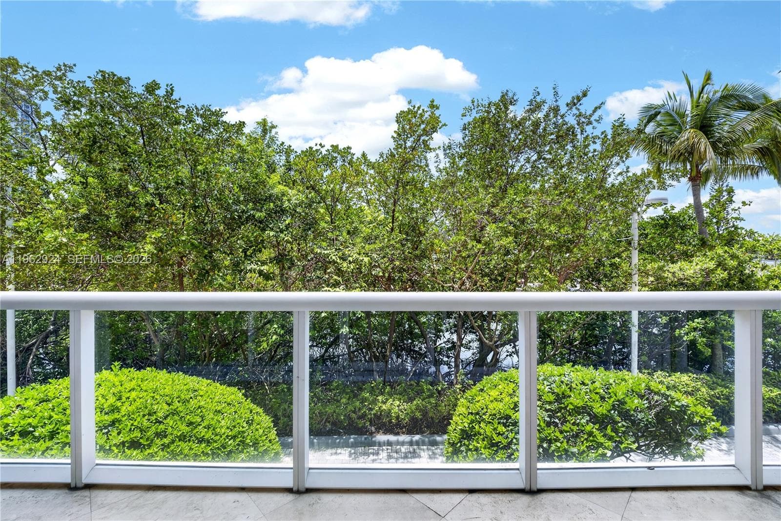 16500 Collins Ave TH-9 photo 12
