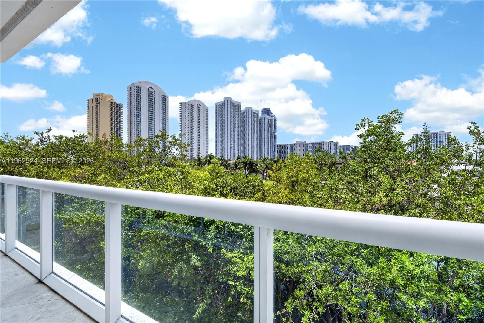 16500 Collins Ave TH-9 photo 9