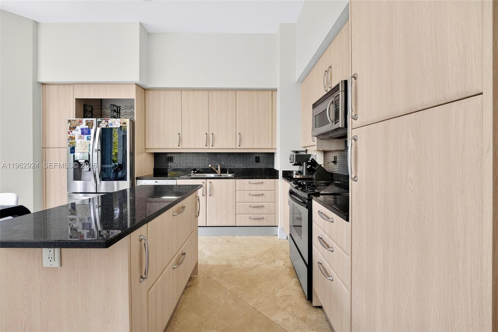 16500 Collins Ave TH-9 photo 11