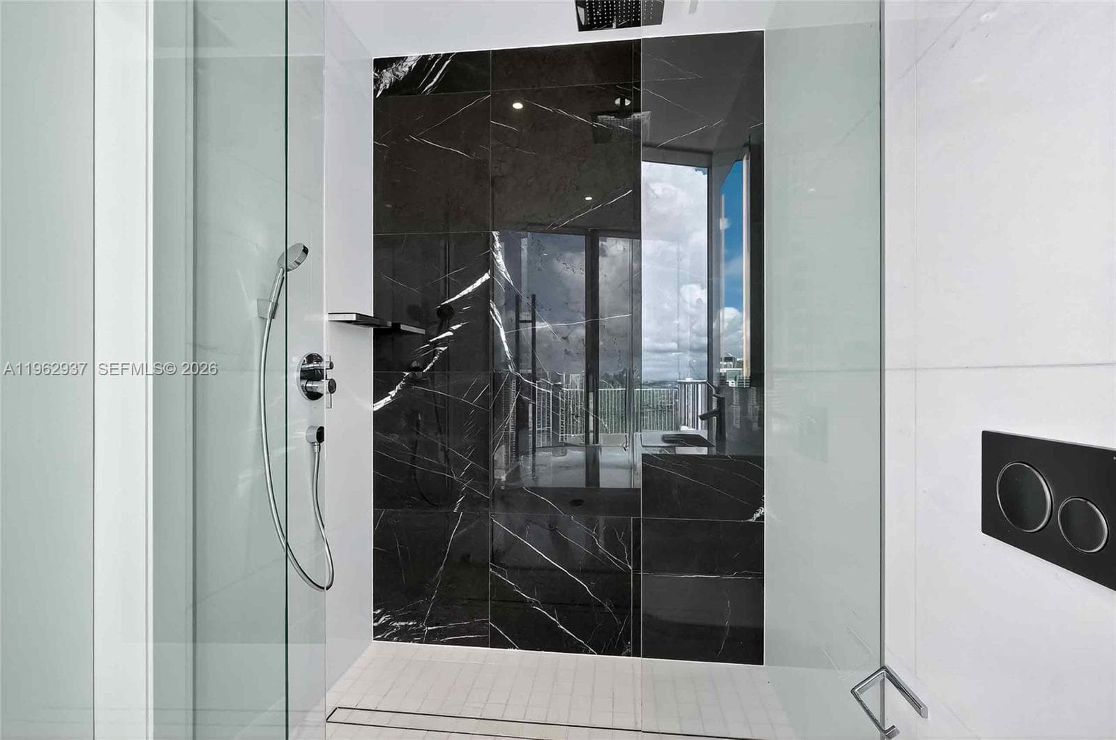 300 Biscayne Blvd Way 4901E photo 25