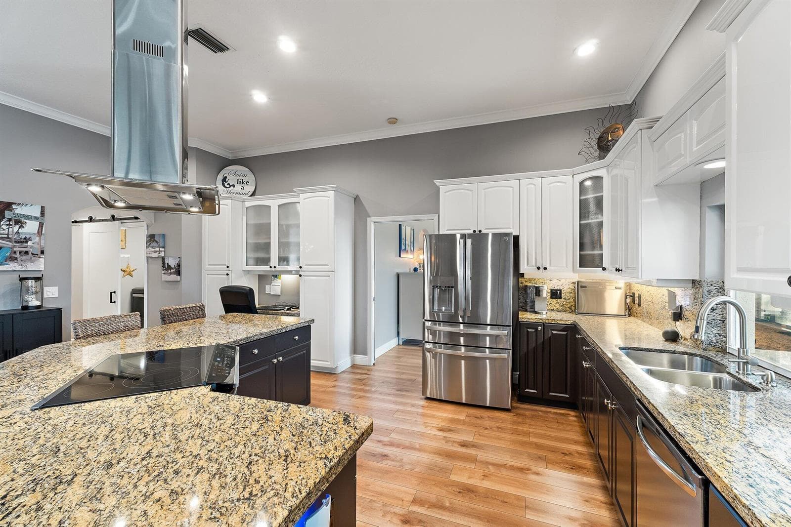 8888 SW Fishermans Wharf Drive photo 23
