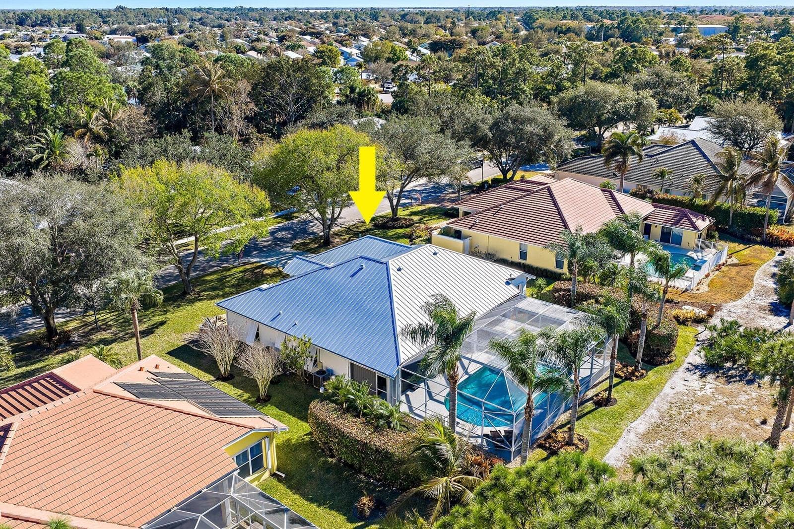 8888 SW Fishermans Wharf Drive photo 6