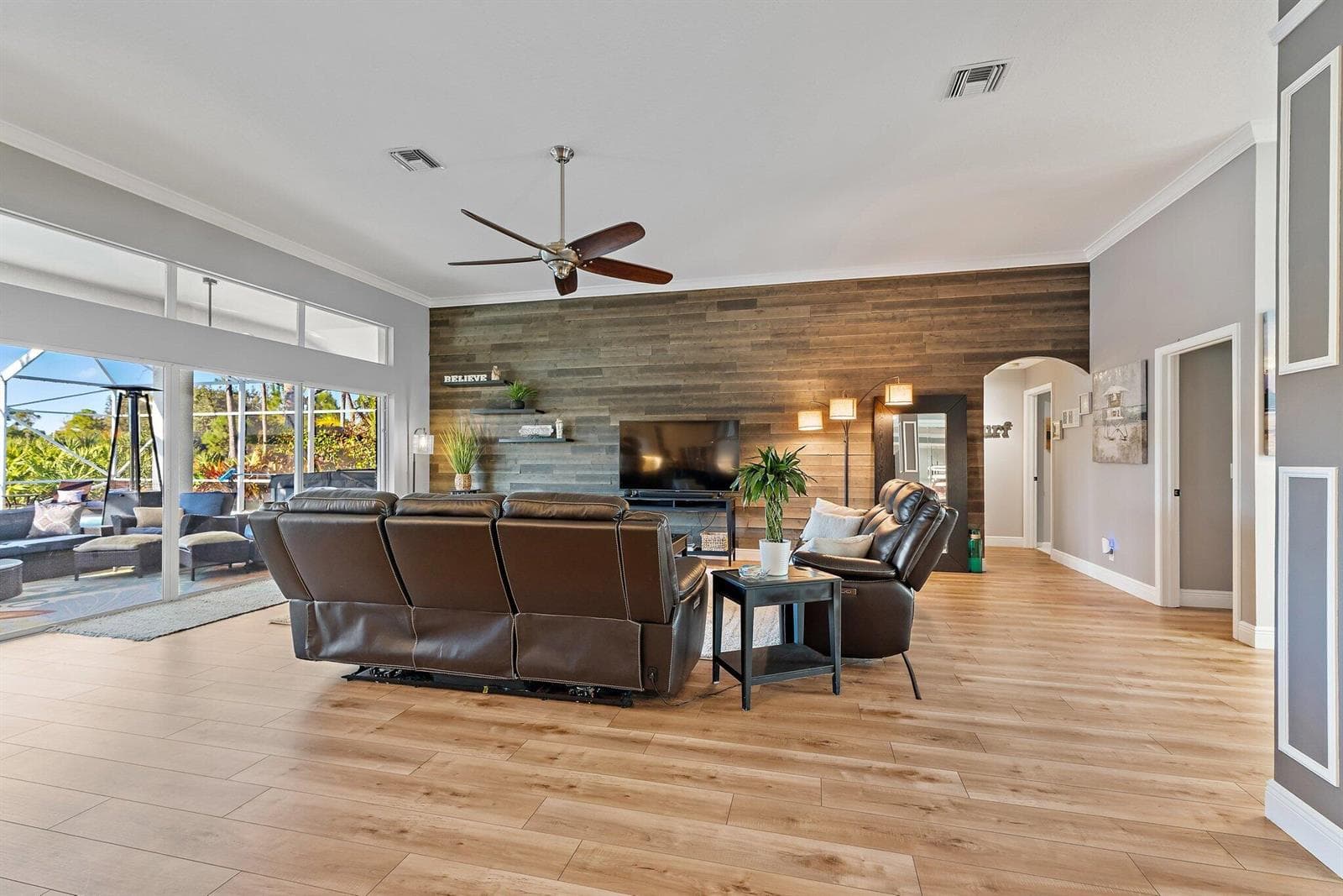 8888 SW Fishermans Wharf Drive photo 16