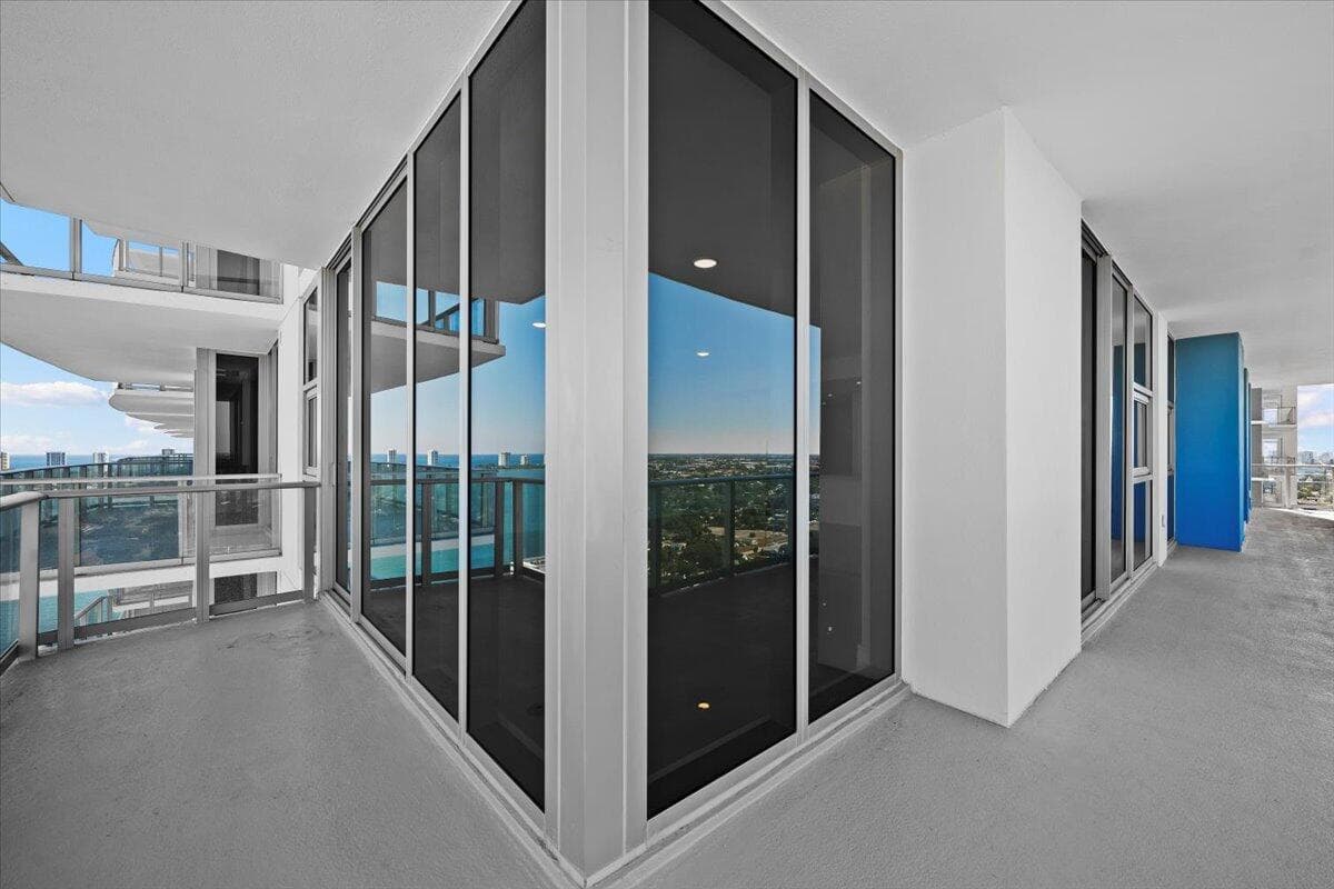 220 Lake Shore Drive 2223 photo 12