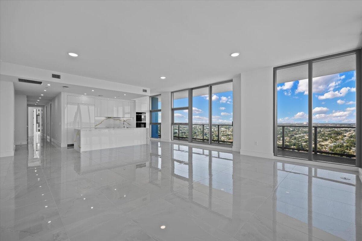 220 Lake Shore Drive 2223 photo 5