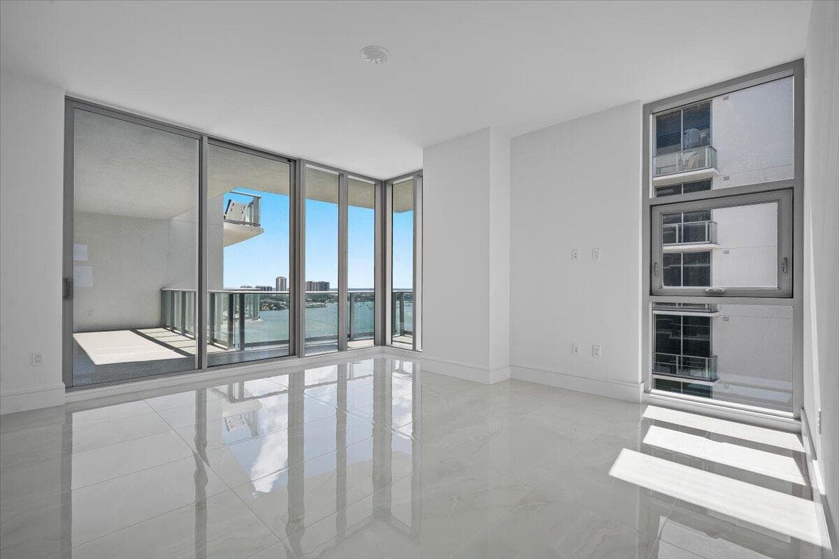 220 Lake Shore Drive 2223 photo 11