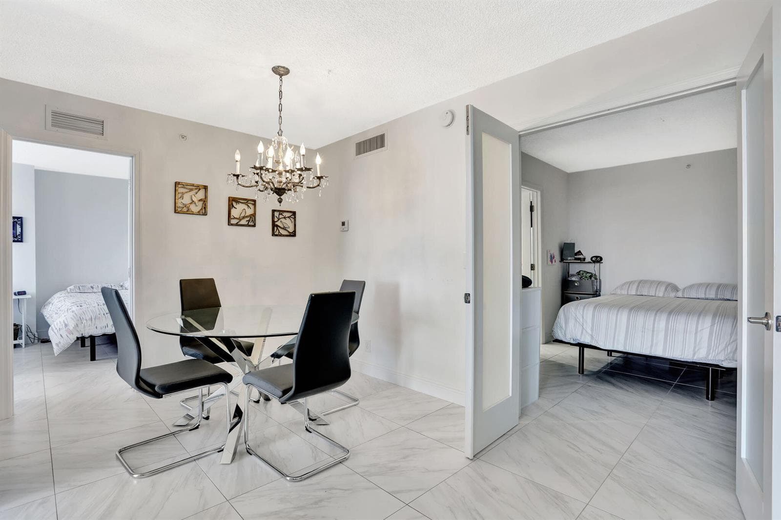 1505 N Riverside Drive 802 photo 6
