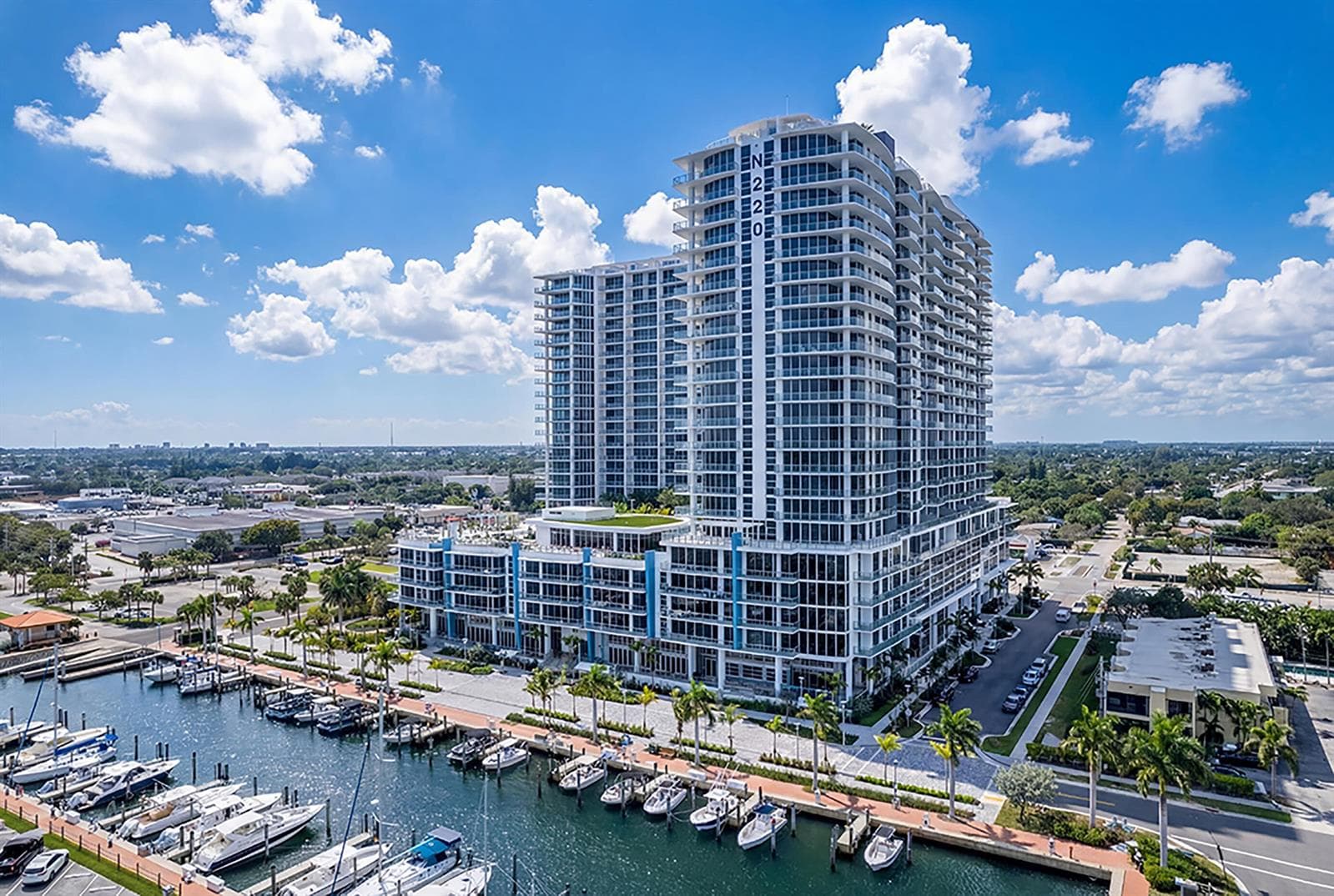 220 Lake Shore Drive 1011 photo 1