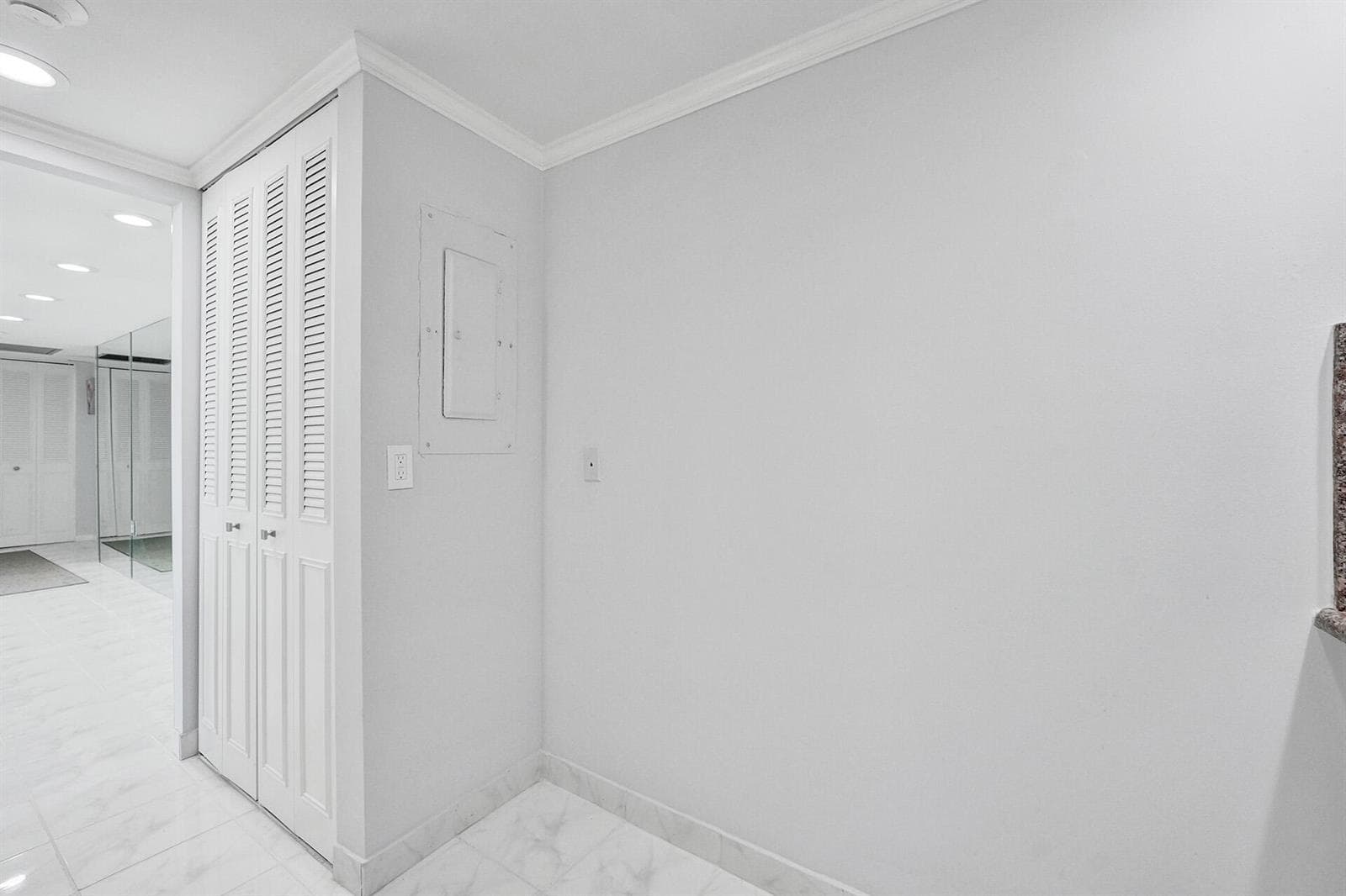 5600 N Flagler Drive 805 photo 5