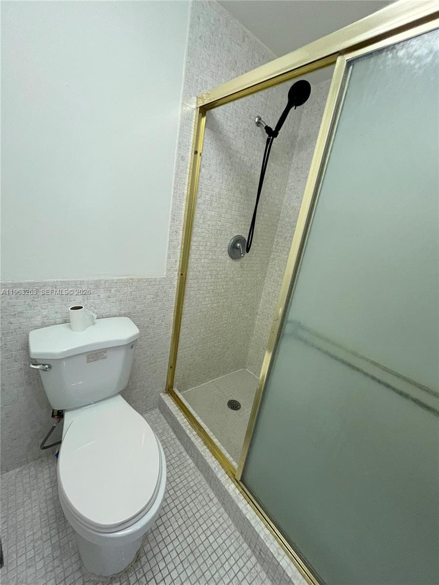3505 S Ocean Dr 502 photo 17