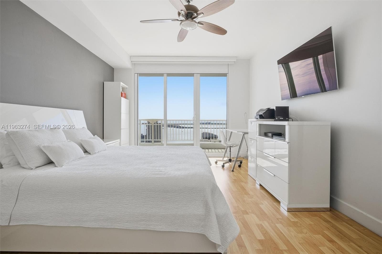 801 Brickell Key Blvd 3209 photo 9