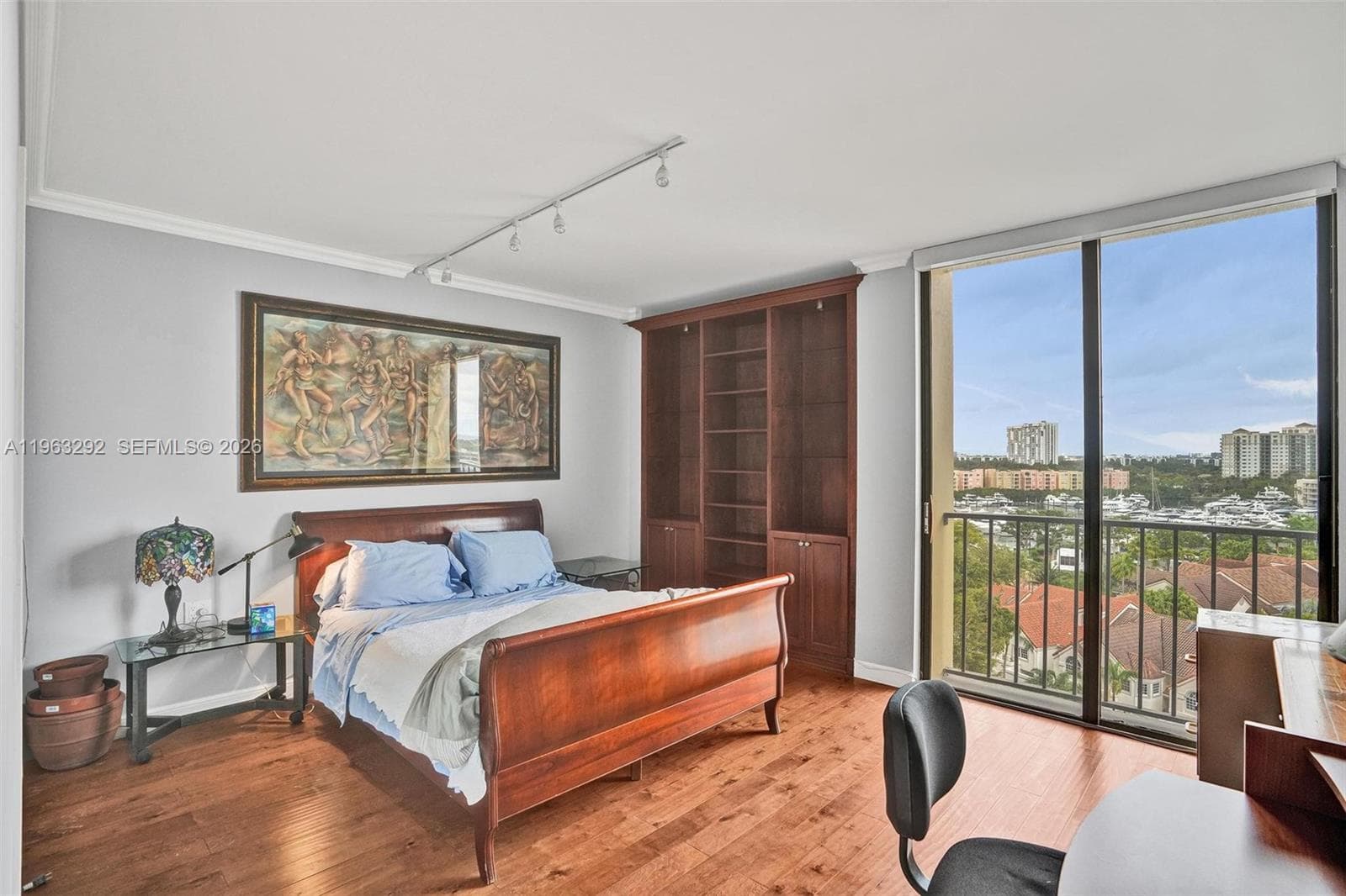 19355 Turnberry Way 8K photo 24