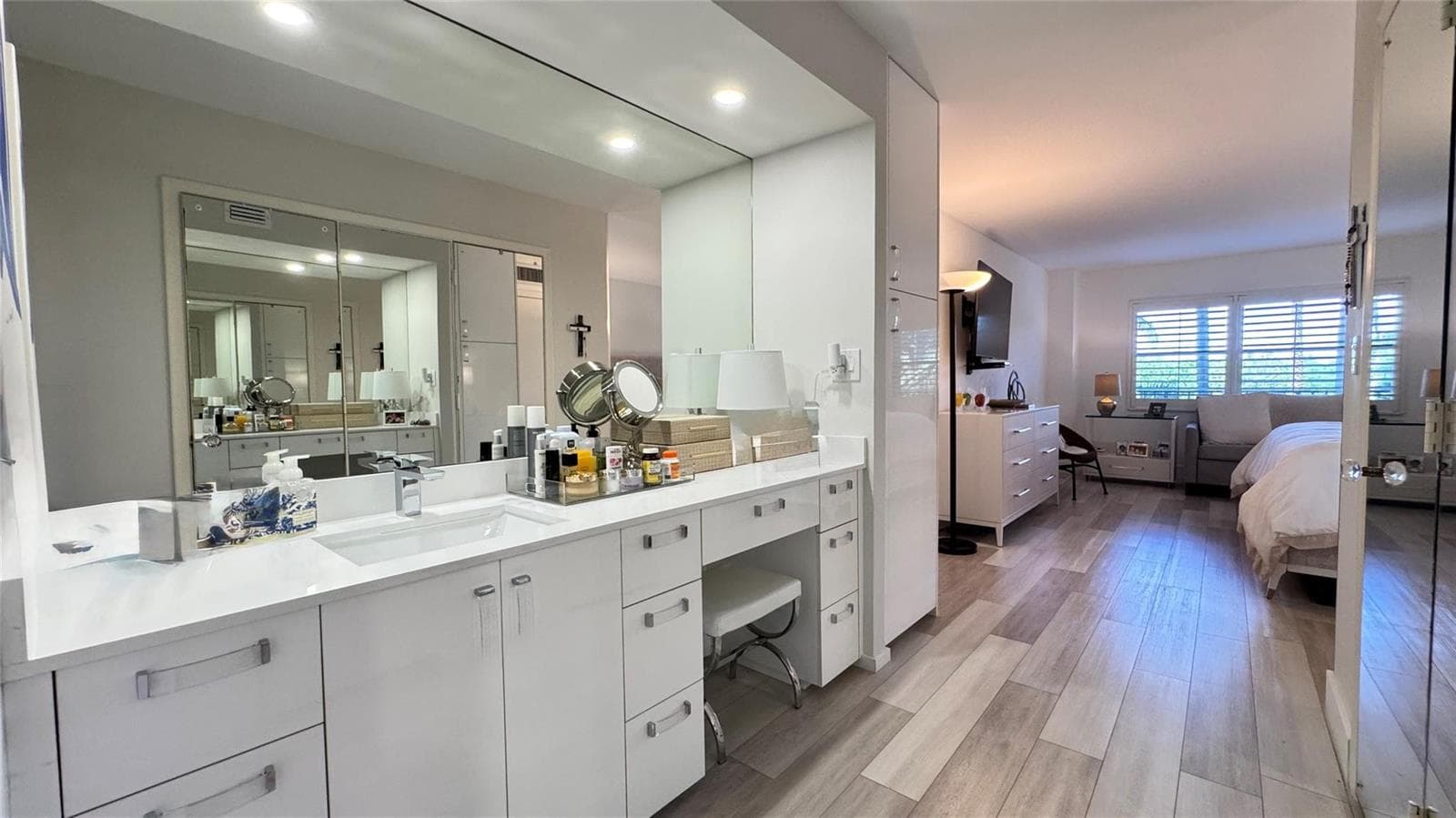 5100 N Ocean Boulevard 313 photo 9