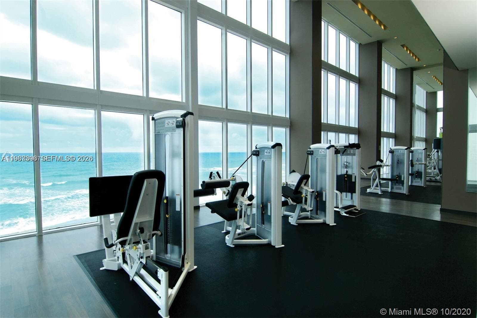 1800 S Ocean Dr 3608 photo 23