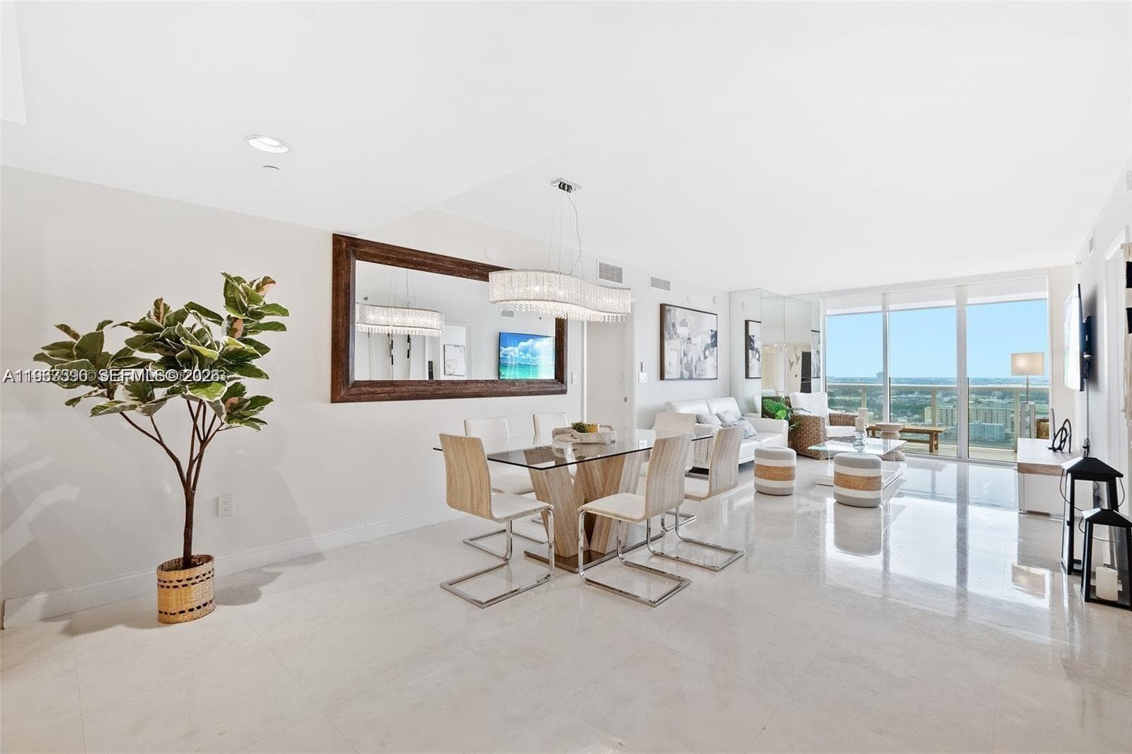 1800 S Ocean Dr 3608 photo 4
