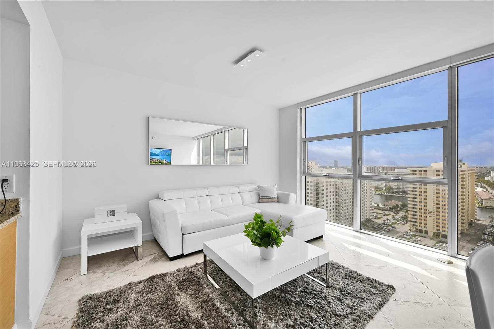 1830 S Ocean Dr 1907 photo 4
