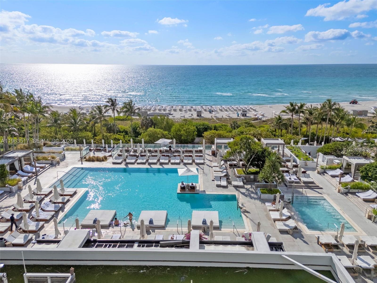 2301 Collins Ave 621 photo 18