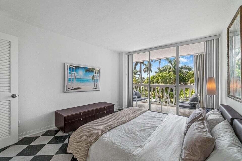 2505 S Ocean Boulevard 303 photo 13