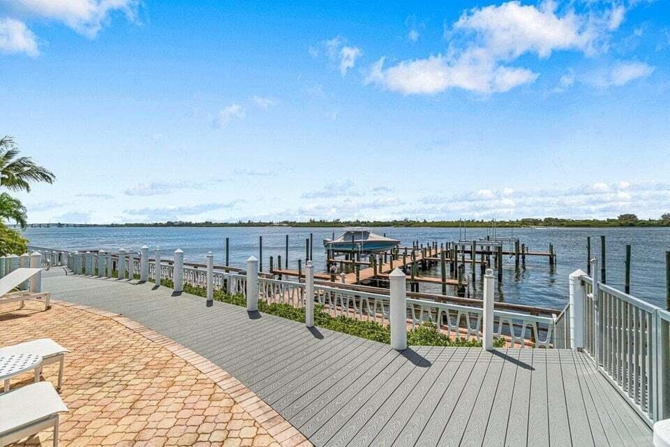 2505 S Ocean Boulevard 303 photo 22