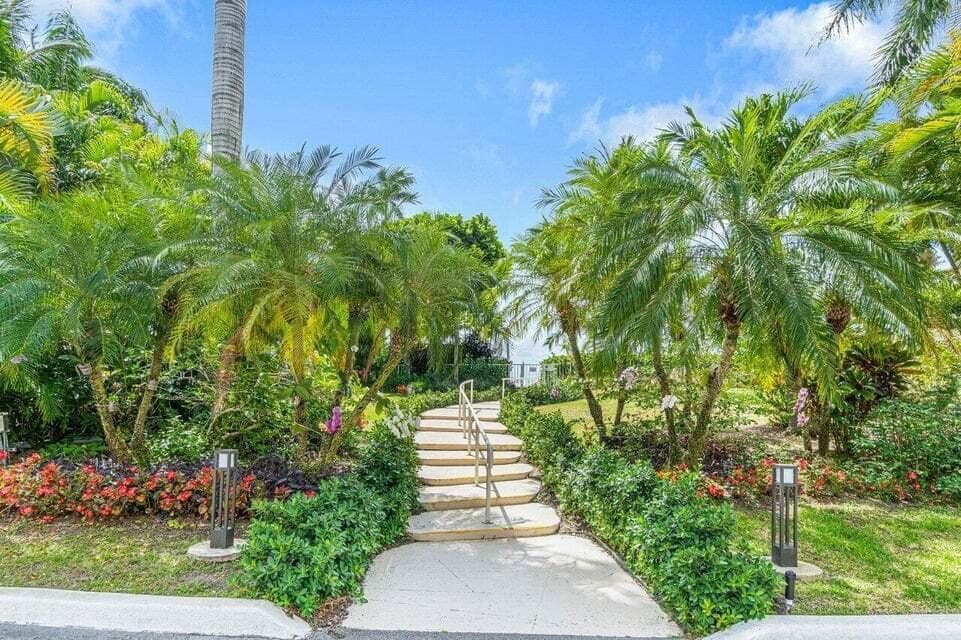 2505 S Ocean Boulevard 303 photo 25
