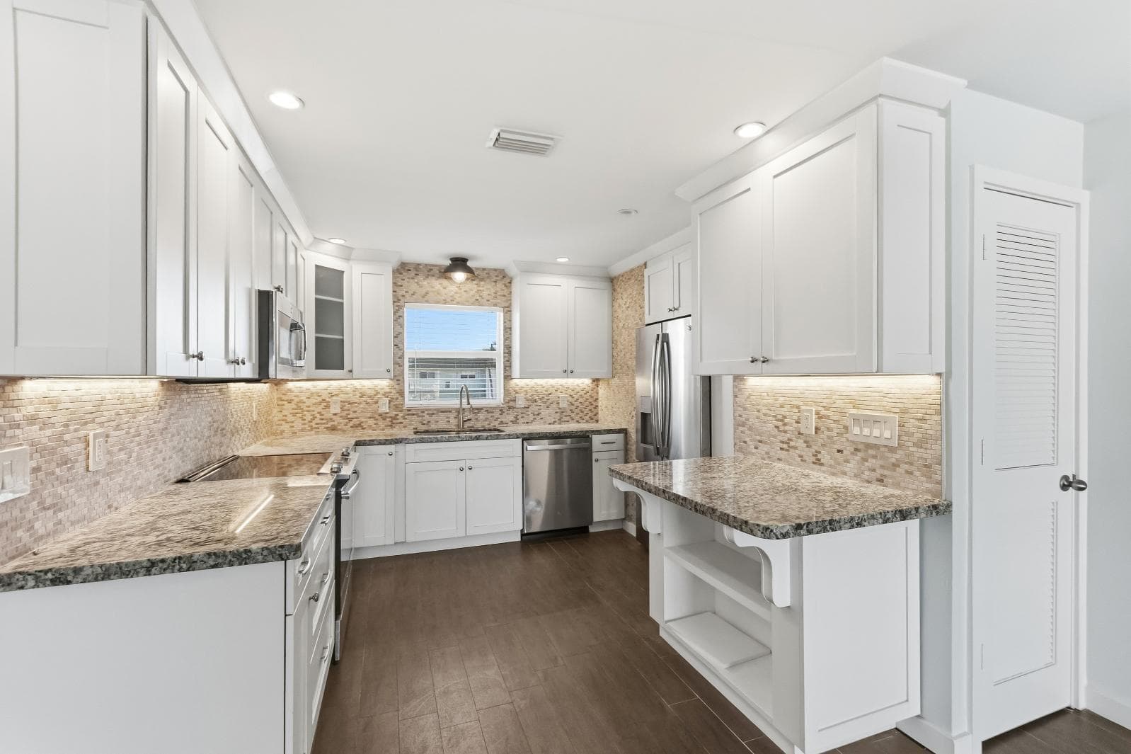 109 Wettaw Lane 203 photo 6