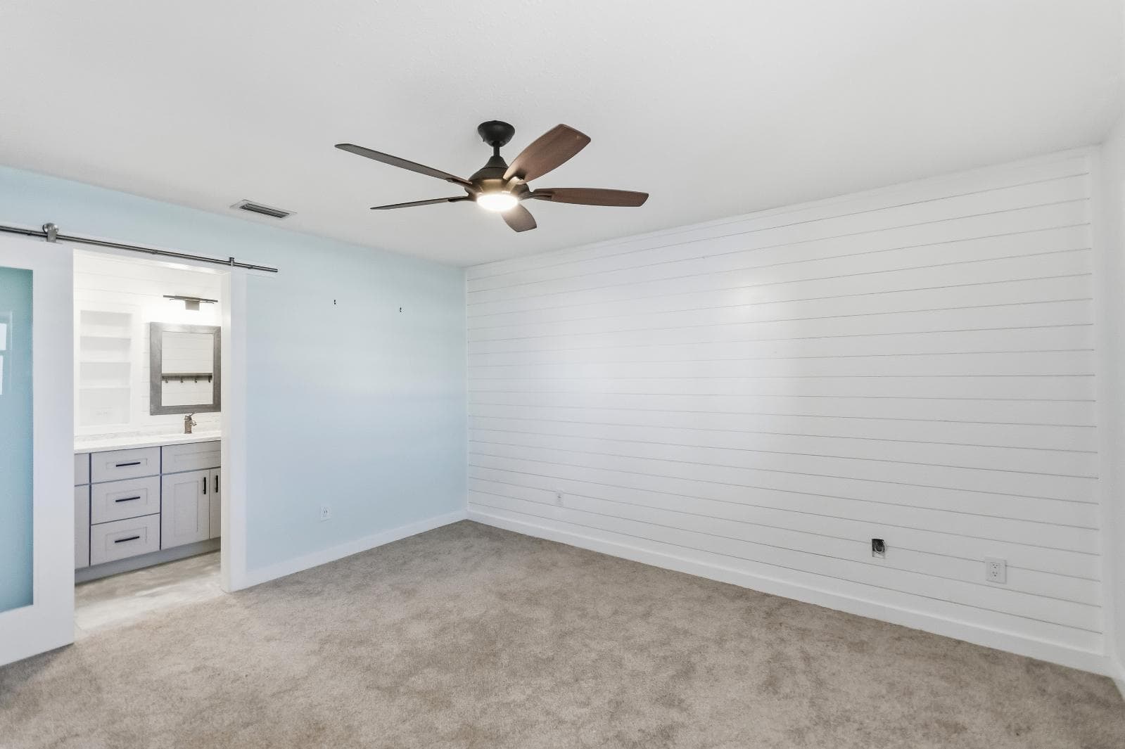 109 Wettaw Lane 203 photo 7