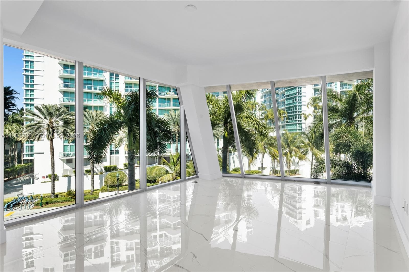 2950 NE 188th St 349 photo 23