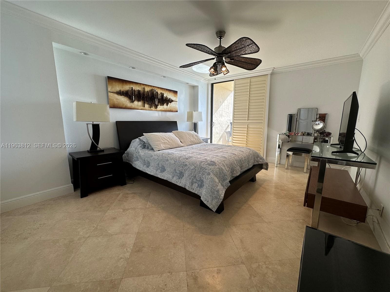 2555 Collins Ave 1207 photo 5