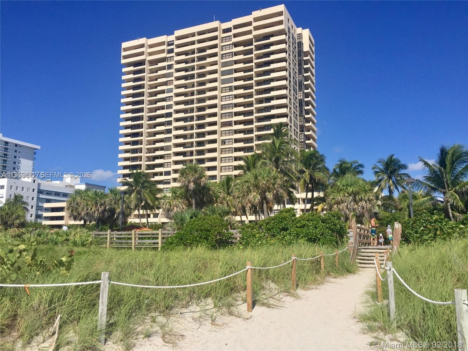 2555 Collins Ave 1207 photo 18