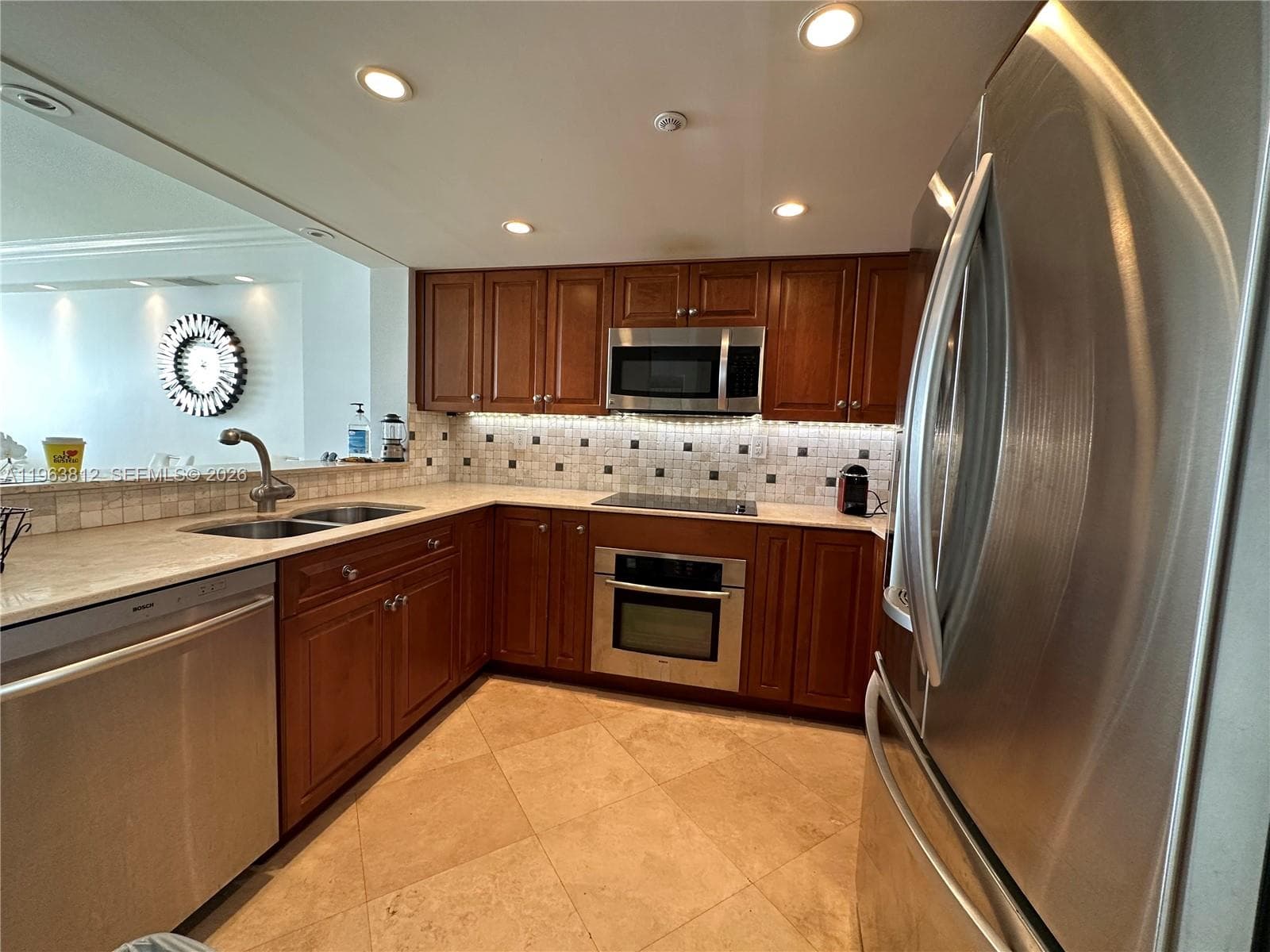 2555 Collins Ave 1207 photo 4