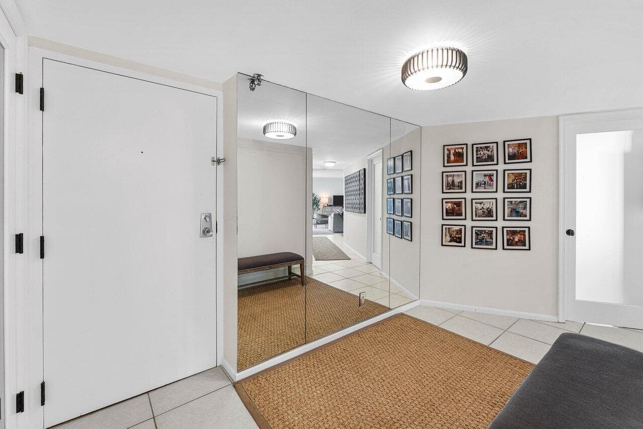 5420 N Ocean Drive 1605 photo 20