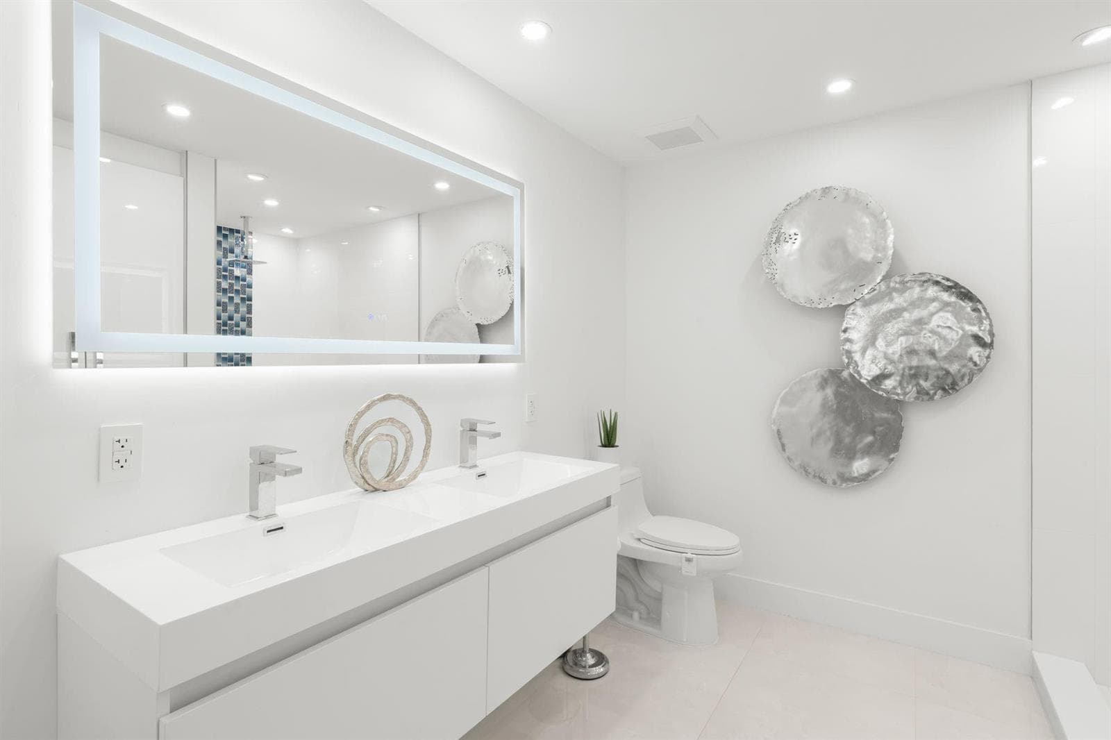 6395 Bay Club Drive 2 photo 12