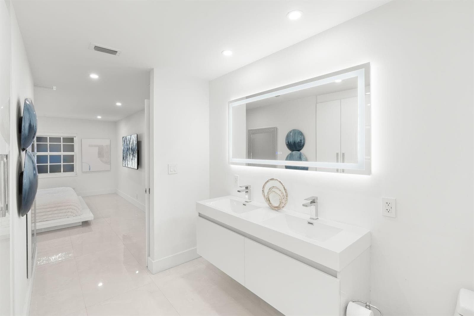 6395 Bay Club Drive 2 photo 7