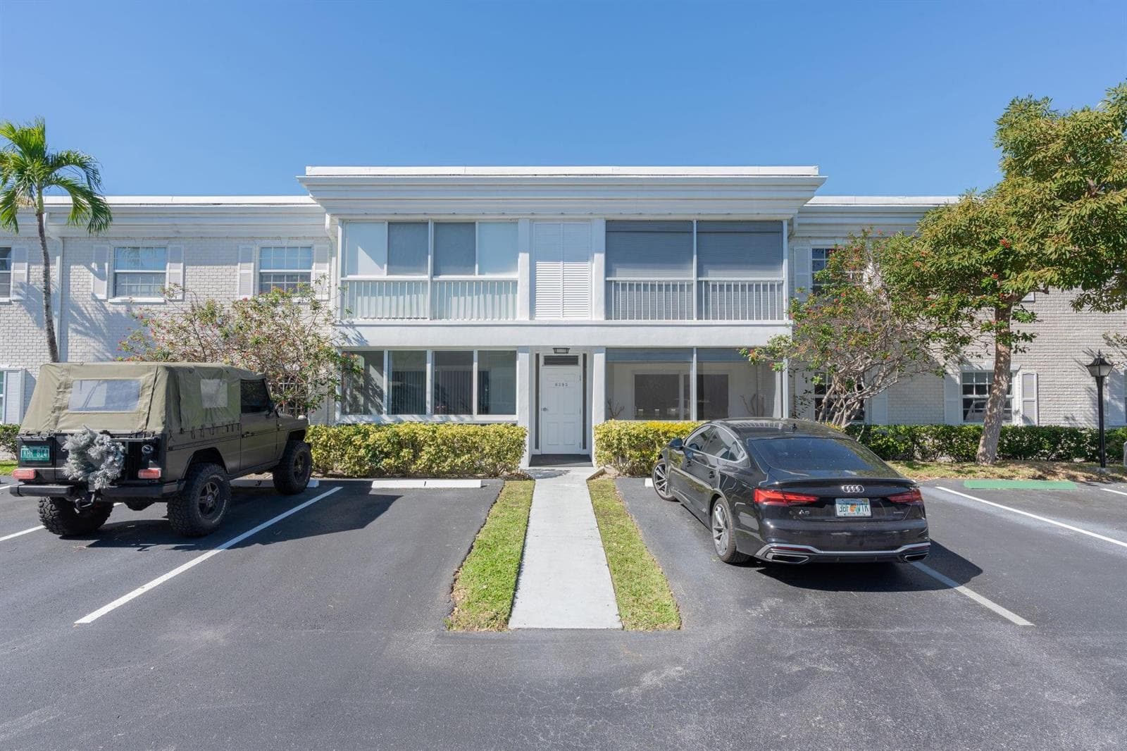 6395 Bay Club Drive 2 photo 5