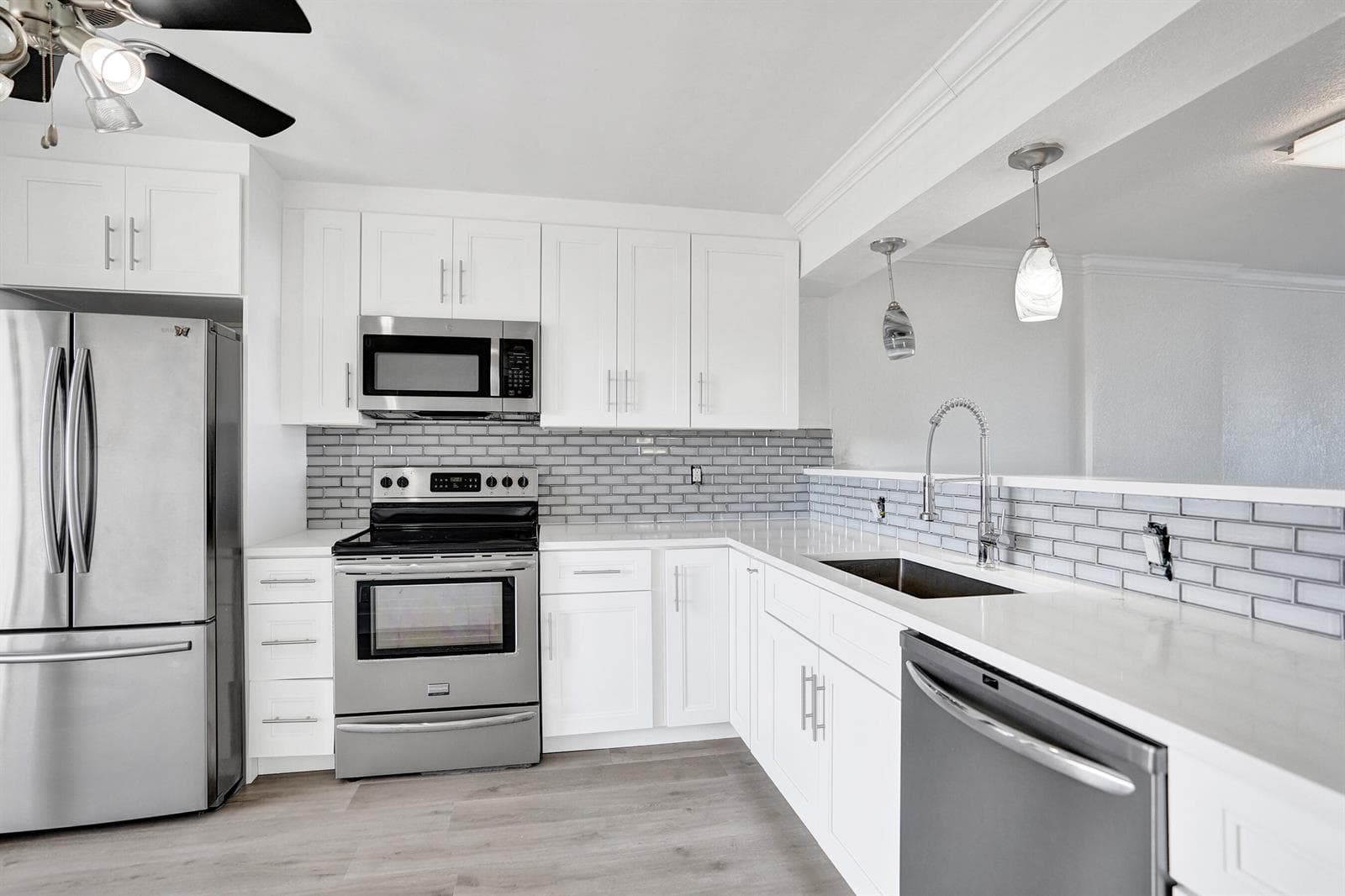 1631 Riverview Road 507 photo 13