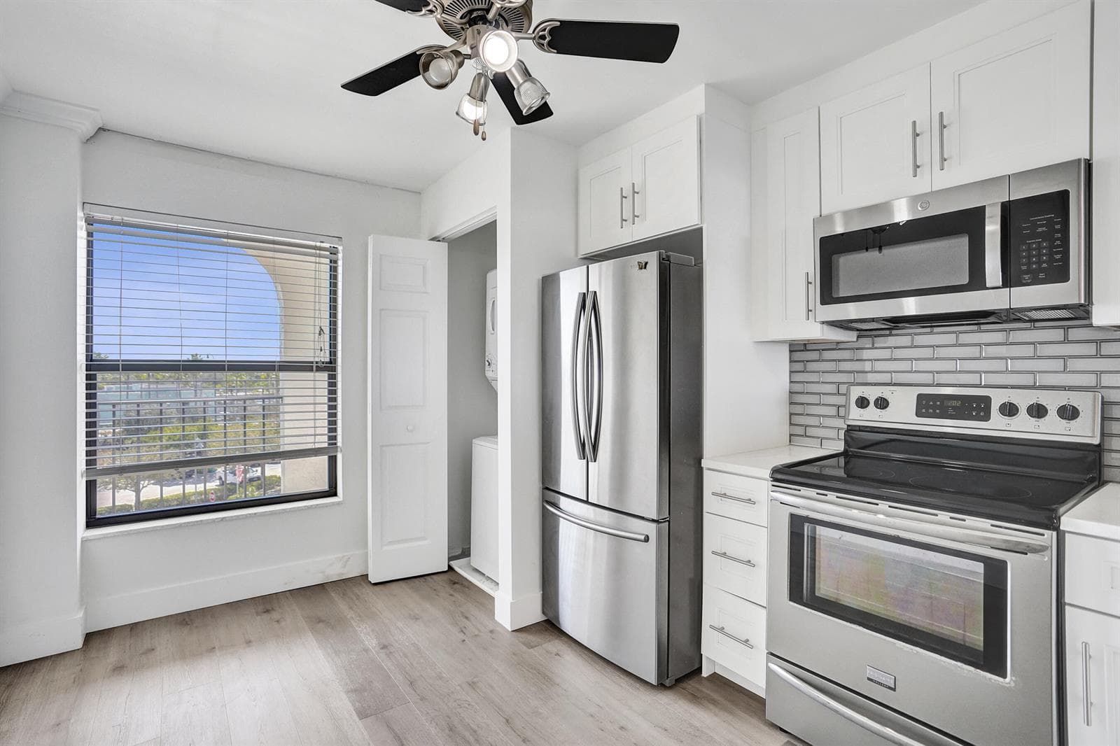 1631 Riverview Road 507 photo 15